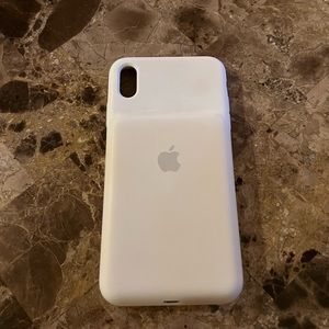 iPhone XS Max Apple Case (built in battery pack)